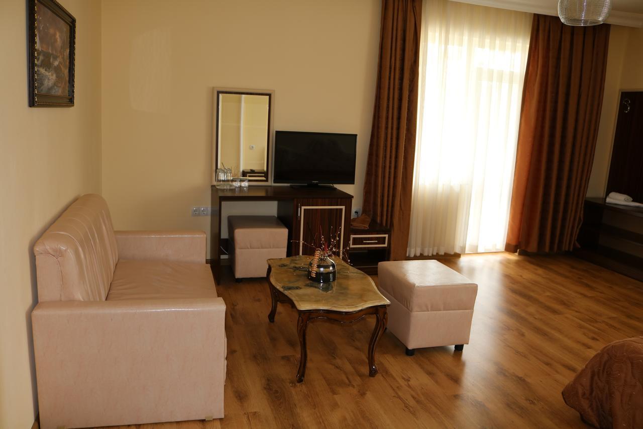 Hotel Arda Kŭrdzhali Dış mekan fotoğraf